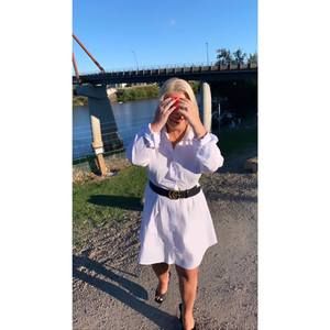 Meet your Posher, Laura